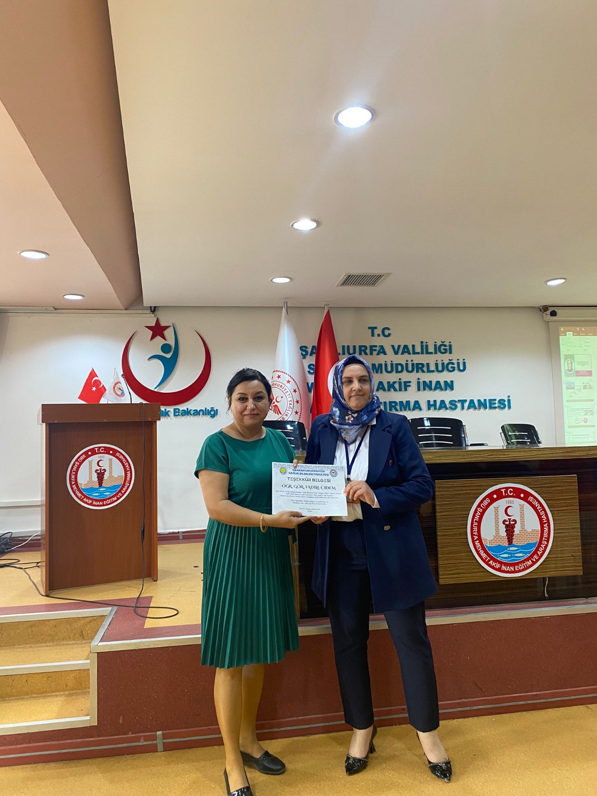 Sağlık Bilimlerinde Kariyer Yolculuğu: Klinik ve Akademik Perspektifler Ele Alındı